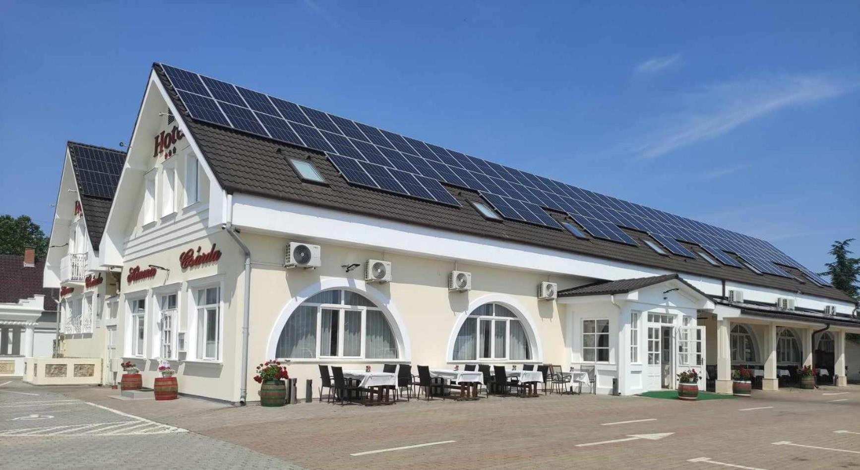 Kemence Csarda Es Szalloda Nyiregyhaza Exterior photo